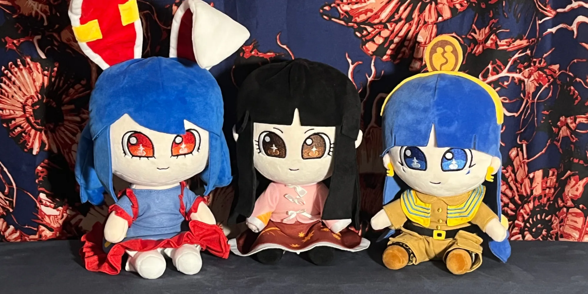 Mini Kaguya, Mini Nareko, and Mini Seiran plush dolls, front view